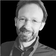 Nel mondo dell'arte da oltre 25 anni, come restauratore e esperto